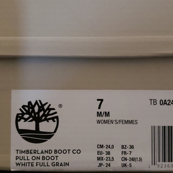 NEW Timberland Riley lined boot Beautiful boots!! - Picture 7 of 7